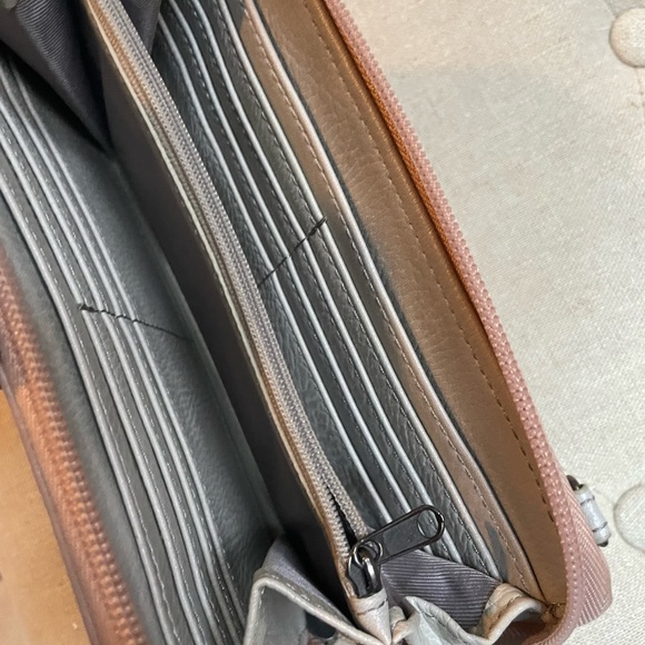 The Sak Blush Pink leather wallet - Picture 11 of 14